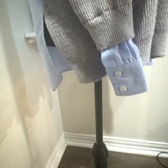 Moodie women Sweater size XS fits like a medium-Large - Picture 3 of 11